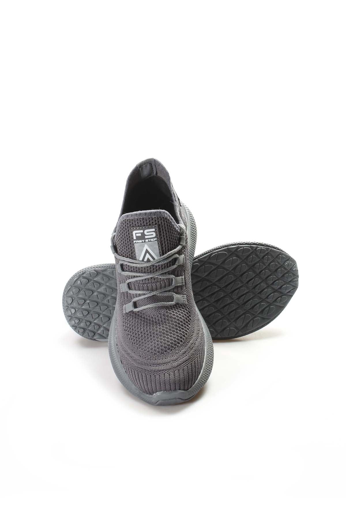 Men's Gray Knit Sneakers with Lightweight Sole