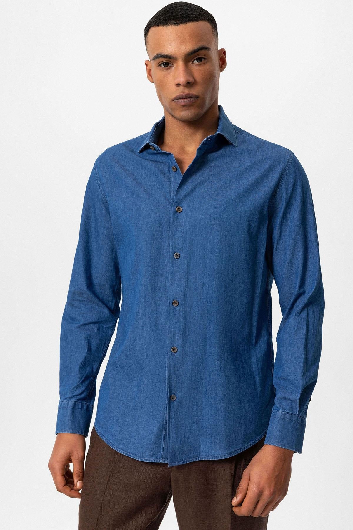 Men's Blue Long-Sleeve Denim Shirt