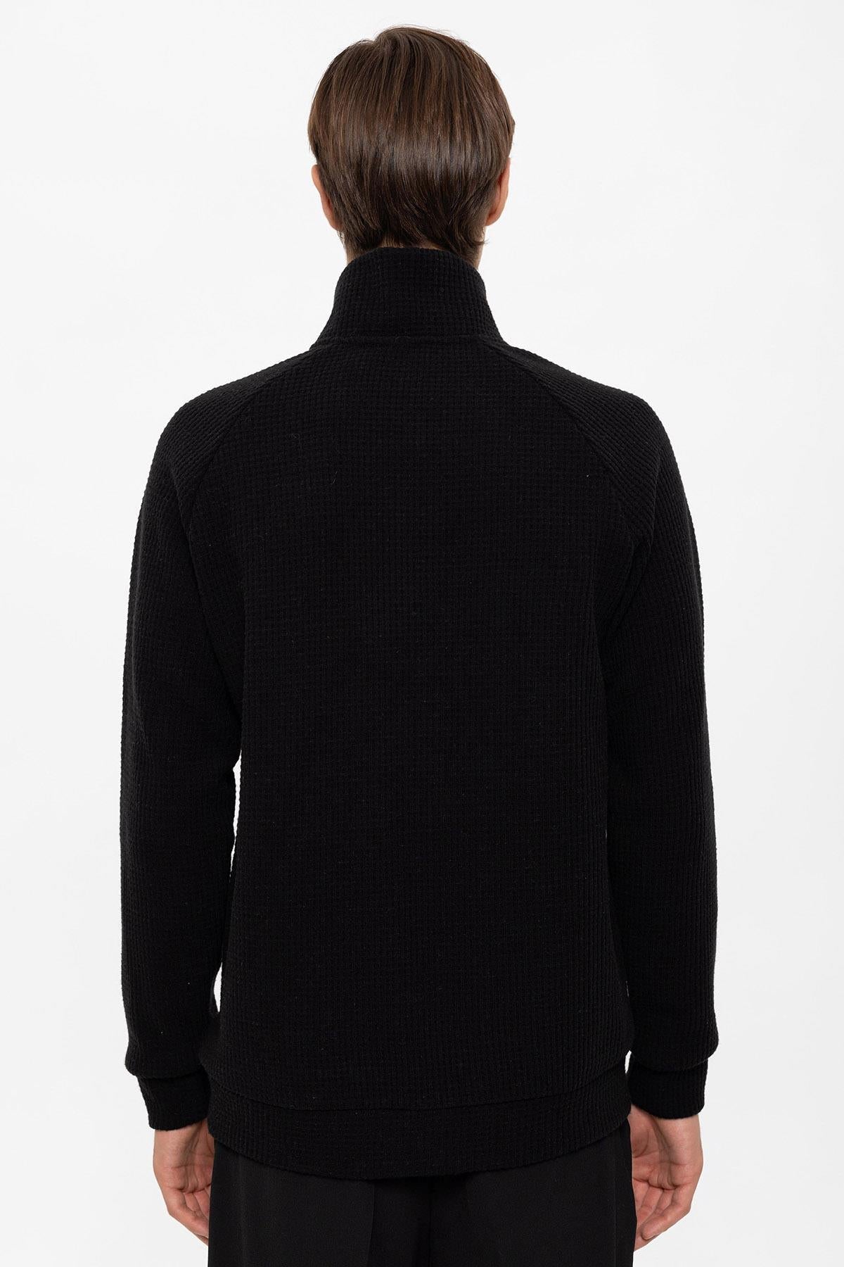 Men's Black Half Zip Stand Collar Sweater