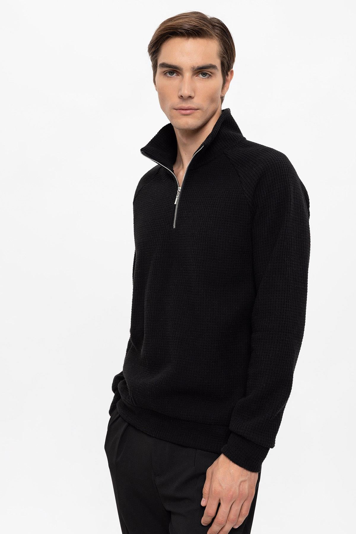 Men's Black Half Zip Stand Collar Sweater
