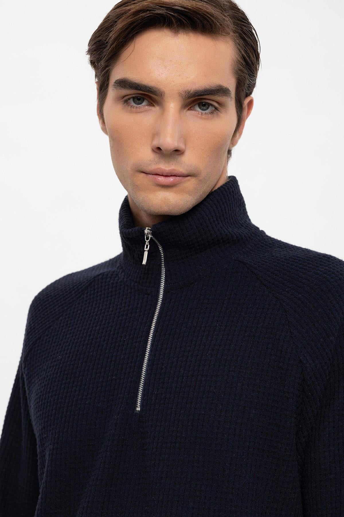 Men's Navy Blue Half Zipper High Collar Sweater