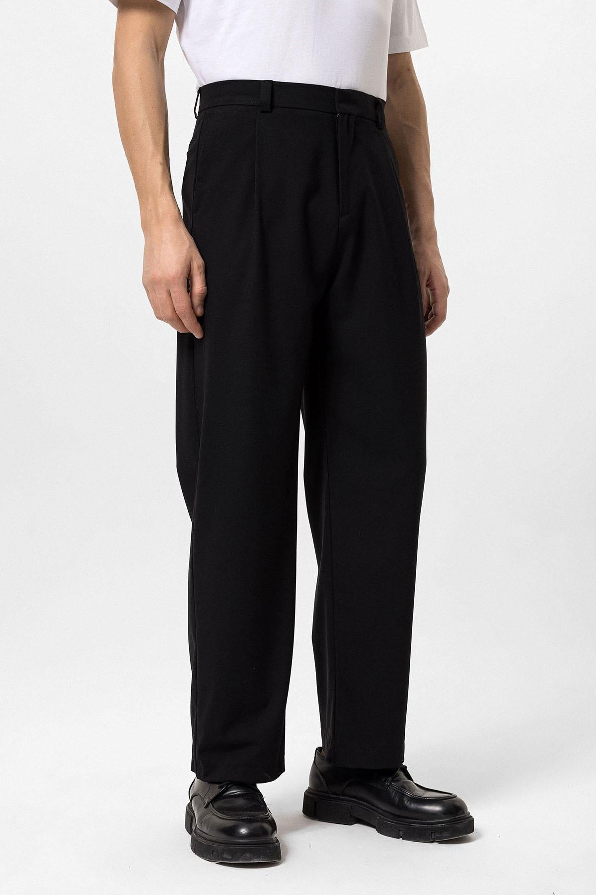 Men's Black High-Waisted Baggy Pants
