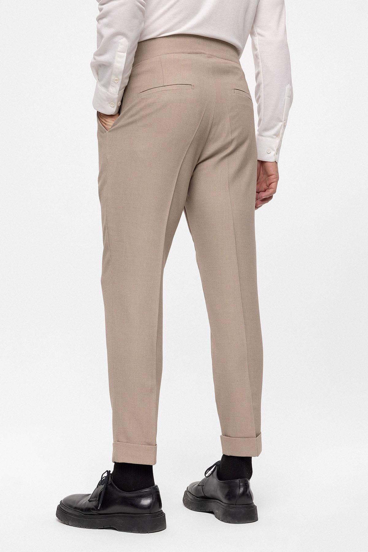 Men's Beige High Waist (Boyfriend) Pleated Fabric Trousers With Buckle Belt
