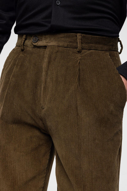 Men's Mink High Waist Pleated Velvet Trousers