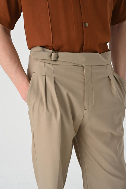 Men's Dark Beige High Waist Buckle Detail Pleated Trousers
