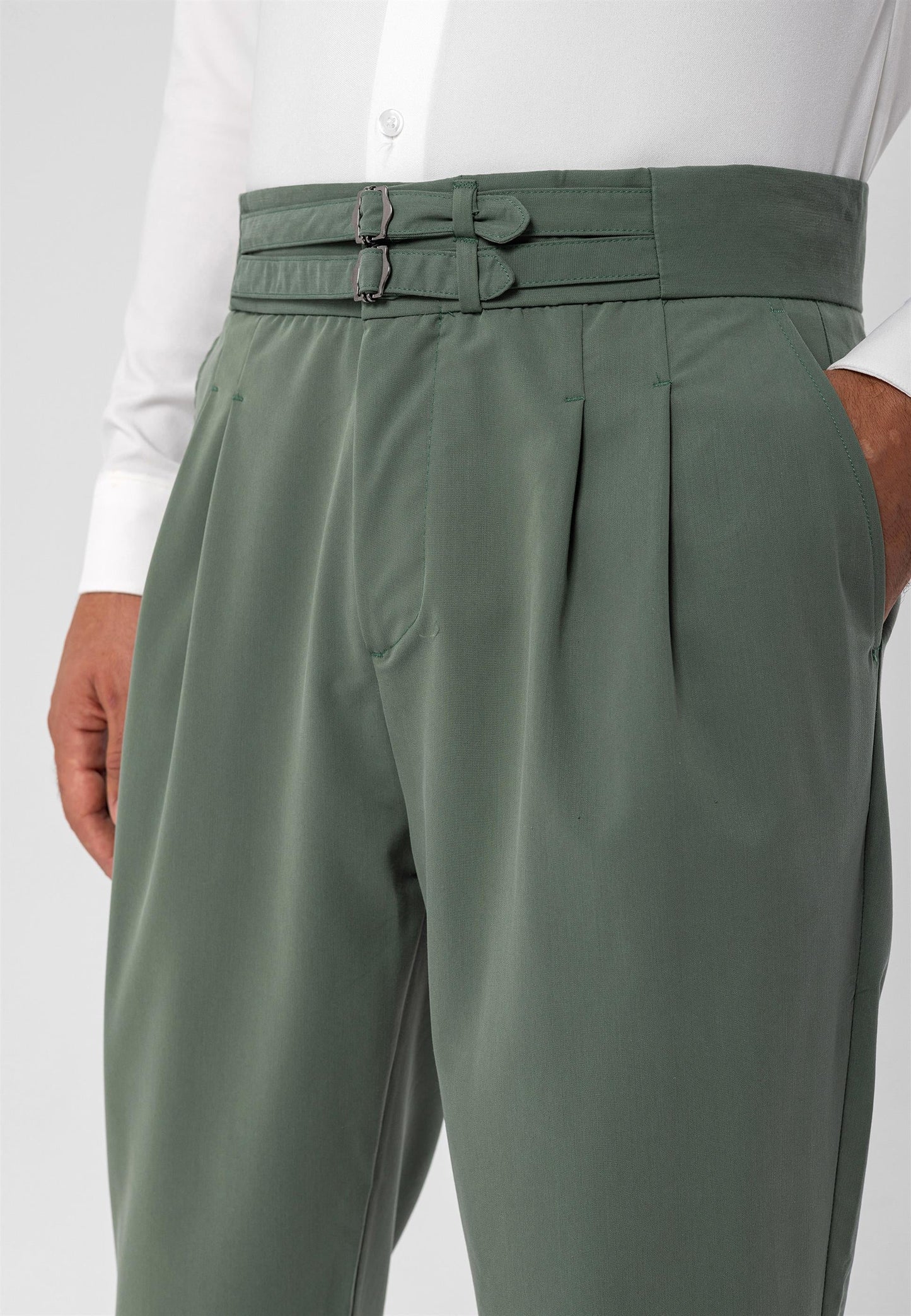 Men's Green High Waist Buckle Belt Pleated Fabric Trousers
